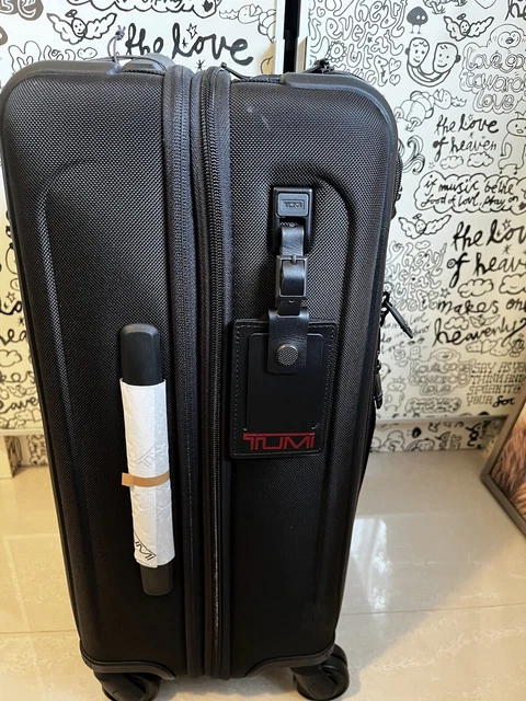 Tumi Alpha 3 International Expandable 4 Wheeled Carry-On - Black (1171541041) 13
