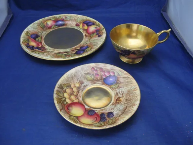 Aynsley - Signed Jones & N.brunt - Cup & Saucer & Plate Trio Gold Orchard Fruit