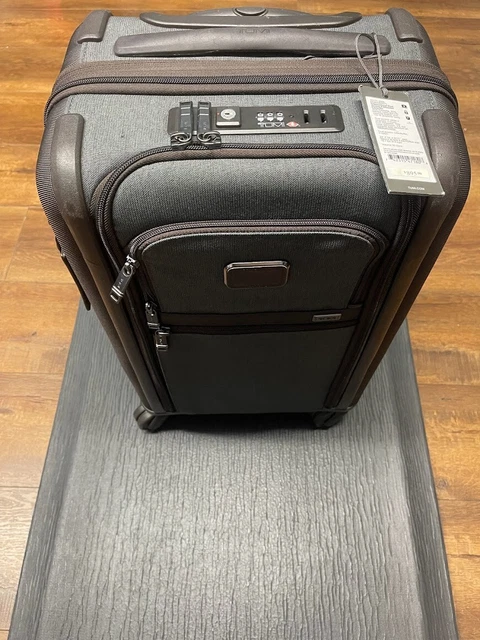 TUMI Alpha 3 Anthracite International Dual Access 4 Wheeled Carry-On 2