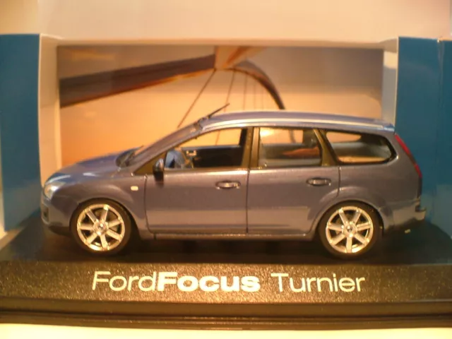 Extremely Rare Minichamps 1/43 2005 Ford Focus Turnier Outstanding Detail Nla