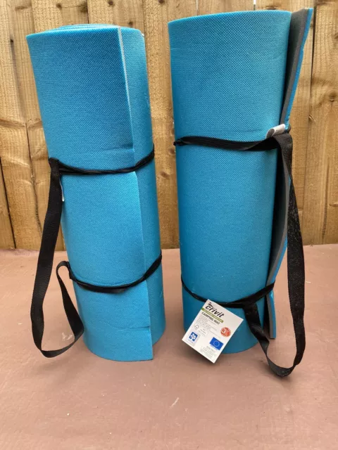 Crivit lightweight camping mat top