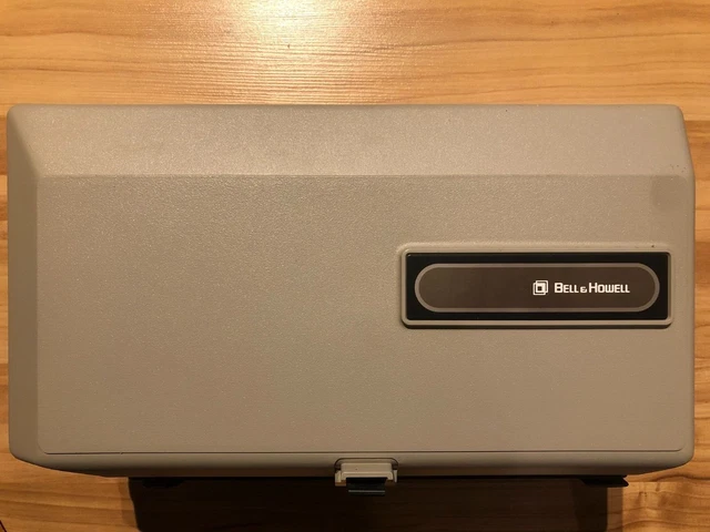Proyector de película Bell Howell Super 8 modelo 1481