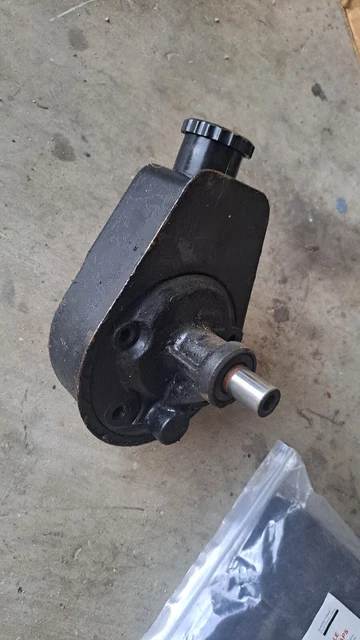 Power Steering Pump Assembly for Volvo Penta Mercruiser OMC 3860871 3884974