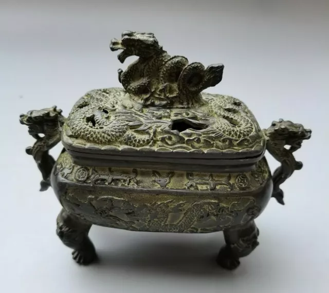 Collectible Chinese fengshui Old Bronze dragon Statue Incense Burner Censer Mark