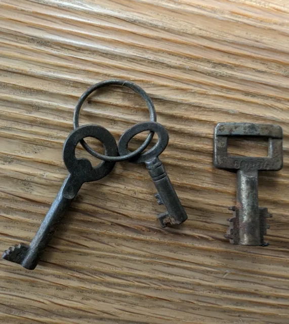 Schlüssel & Schlösser, Original, vor 1960 gefertigt, Bauelemente