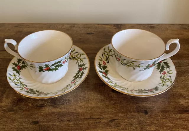 Platillo taza de té Royal Kendal acebo hueso fino China Navidad Staffordshire