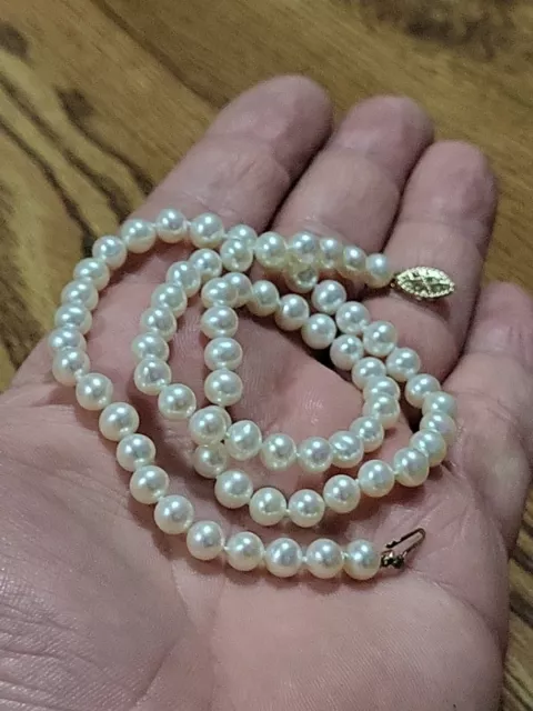 Vintage Hand Knotted 6MM Cultured Pearl Necklace W/ 14K Gold Clasp 18 ½”