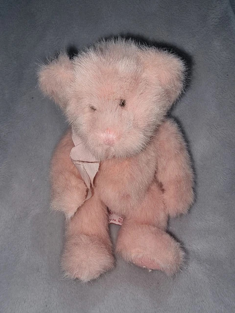 RUSS BERRIE Co Luv'ums Plush Bear Pale Good