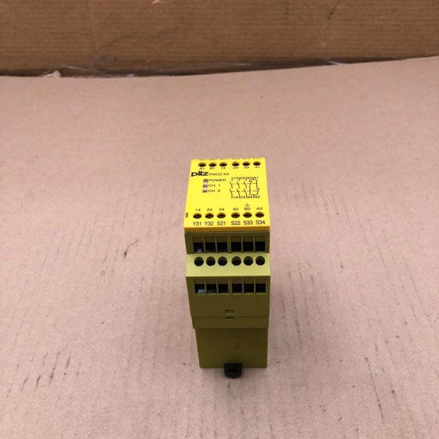 Pilz PNOZ-X3-230VAC-24VDC-3N/O-1N/C-1SO Safety relay