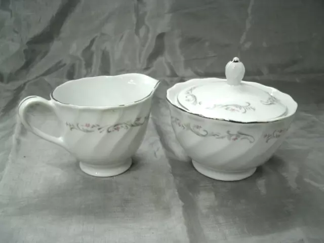 Vtg Fine China of Japan ROYAL SWIRL Creamer Sugar Bowl Lid Gravy Boat Underplate 2