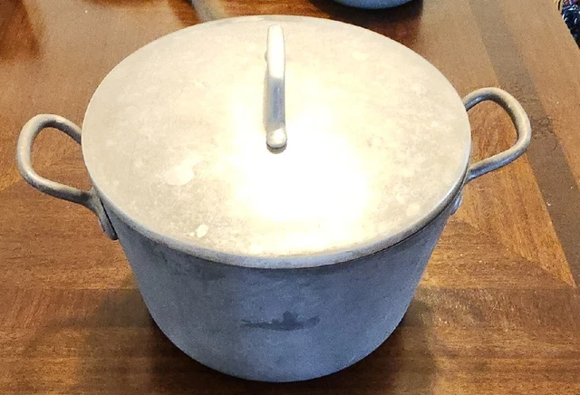 Magnalite GHC Professional Anodized Aluminum 7 Quart Stock Pot Dutch Oven w/ Lid