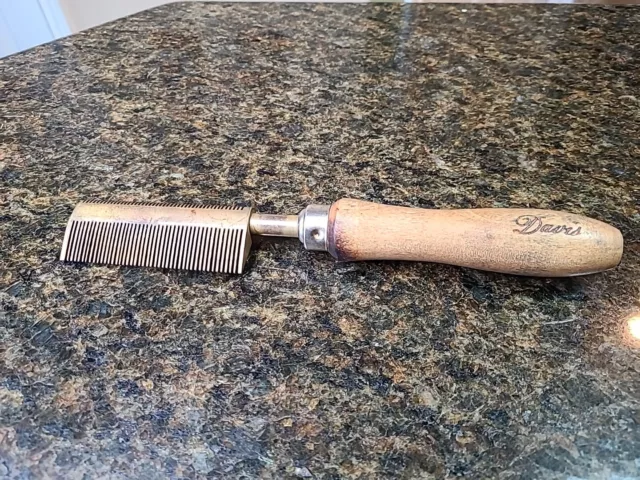 Davis pressing comb shop
