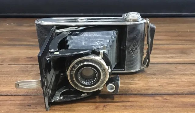Vintage Agfa "Billy-Record" Folding Pocket Camera Untested