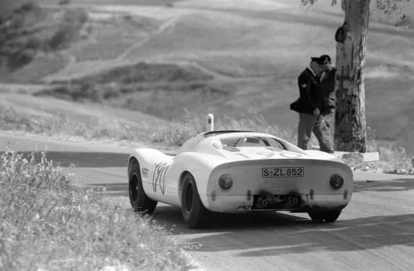 Rudi Lins Rico Steinemann Valvoline Racing Team Porsche 910 1968 Photo 3