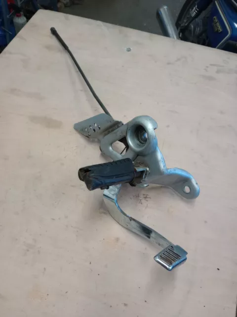 Honda CBF 125 2010 Right Foot Peg Hanger And Brake Pedal Assembly