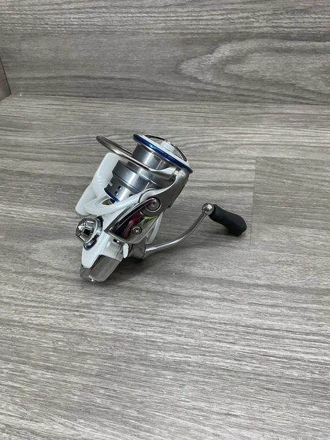 bass pro carbonlite baitcast reel cl10h Chaos XS Round Saltwater Baitcasting 6000 / RIGHT HAND / Black bearing system that includes double Just discovered that the Johnny
