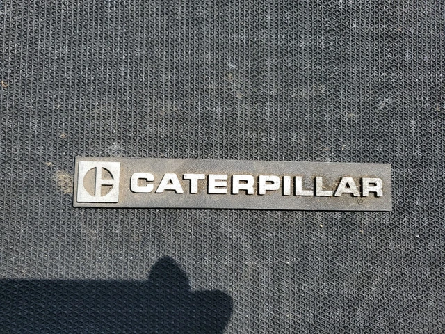 9×1.75" Caterpillar engine emblem