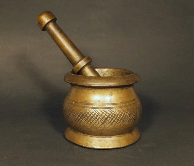 Antiker BRONZE MÖRSER Kugelmörser mit Relief 17.Jh. Mortier Apotheke MORTAR