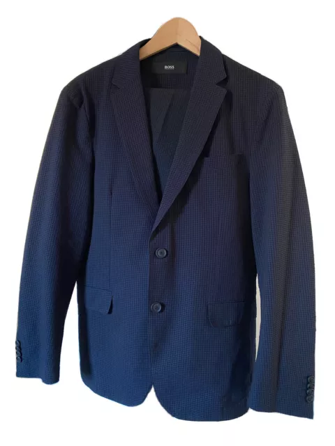 Hugo Boss Men's Navy Blue Regular Fit Suit Size 46 Uk 30 Inch Waist 30 Leg