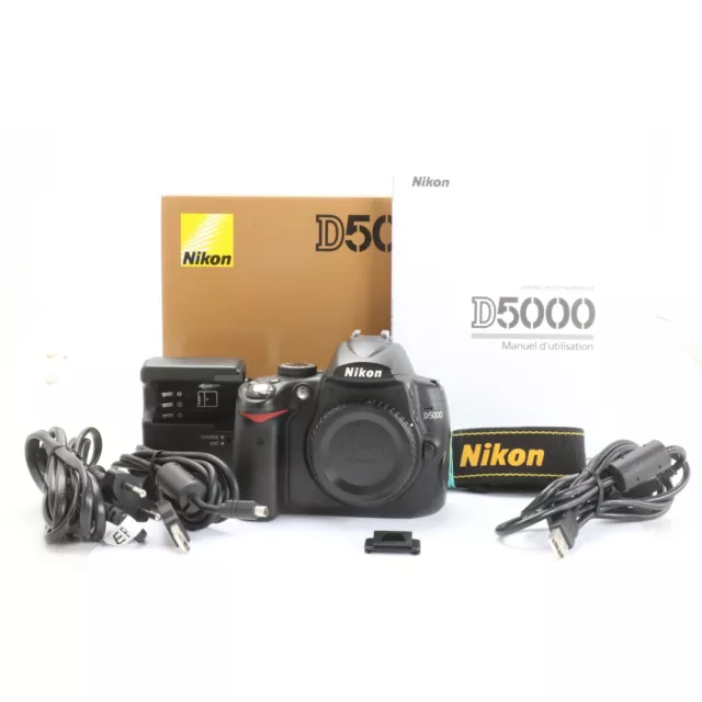 Nikon D5000 + 8 Tsd. Auslösungen + TOP (257432)