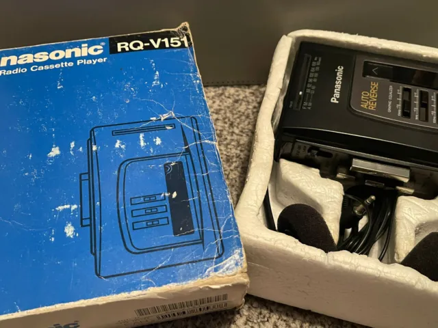 Panasonic RQ-V151 Lettore cassetta personale/radio vintage con scatola stereo