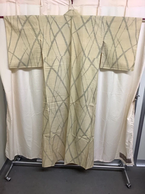 Japanese Vintage Kimono pure silk cream Traditional length 64.17 inch used 9