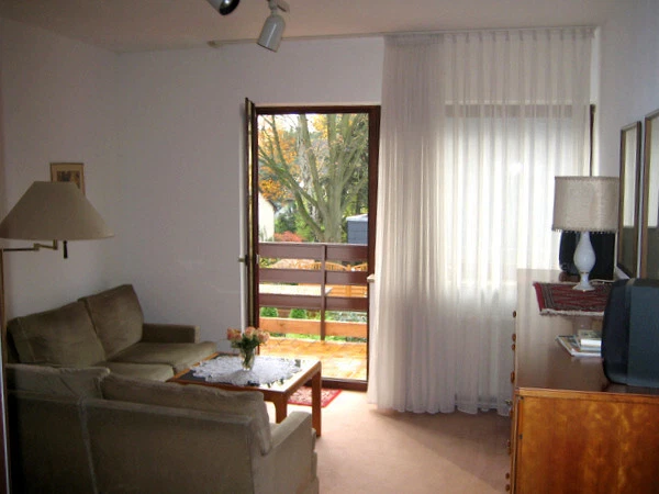WOHNEN AUF ZEIT - in vollmöbliertem 3-Zi-Haus in Frohnau, ruhig, im Grünen