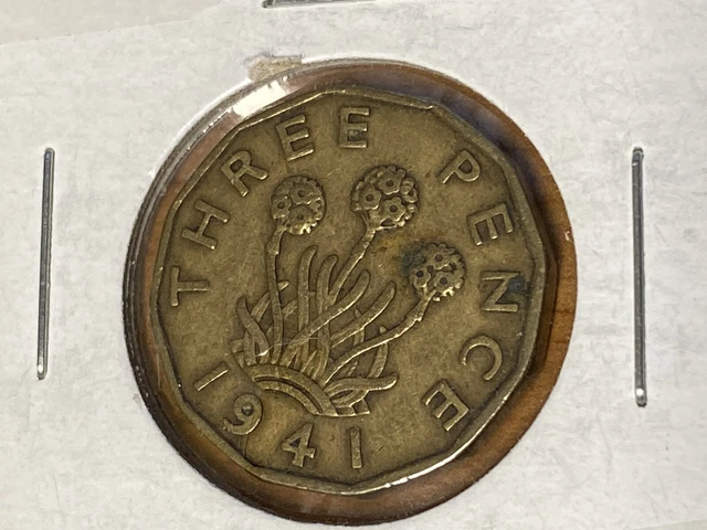 1941 GREAT BRITAIN, 3 Pence Coin, 12 Sided Coin, King George Vl.