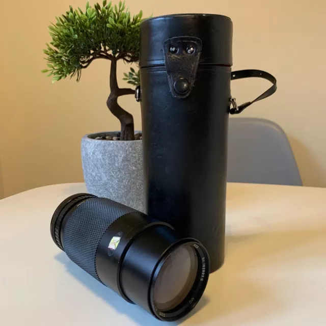 Sun Auto Zoom (85-210mm) Camera Lens & Leather Case. Good Condition. Vintage