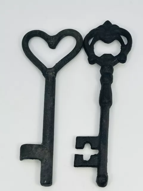 Cast Iron Decorative Skeleton Keys Lot Of 2,6 inch