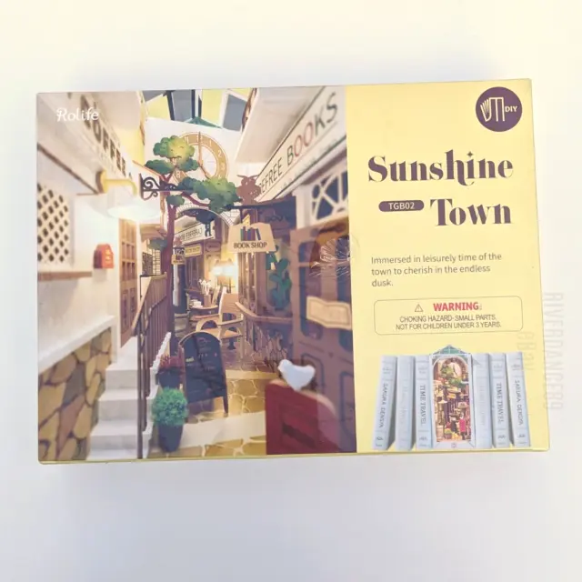 ROLIFE Sunshine Town — DIY Book Nook Wooden Craft Miniature Bookend House Kit