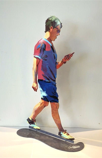 Sculpture Pop Art Métal " Walker With Sneakers " par DAVID GERSTEIN