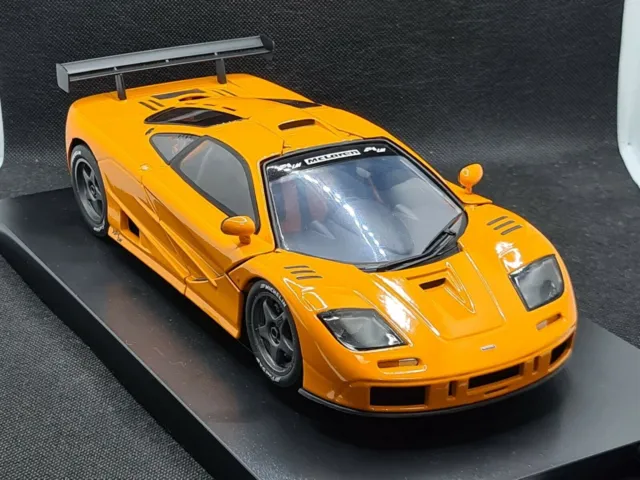 McLaren F1 GTR Road Car 1996 UT Models 1/18 (Pas Minichamps Autoart Norev Kyosho
