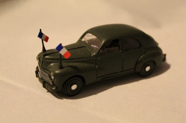 Solido 1/43 – Peugeot P4 Armée Française – Kaki – Édition Limitée – Occasion