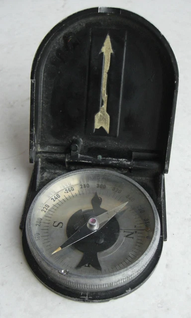 Boussole à Pouce Militaire Vintage Laiton – Reproduction WW1 / WW2 1940