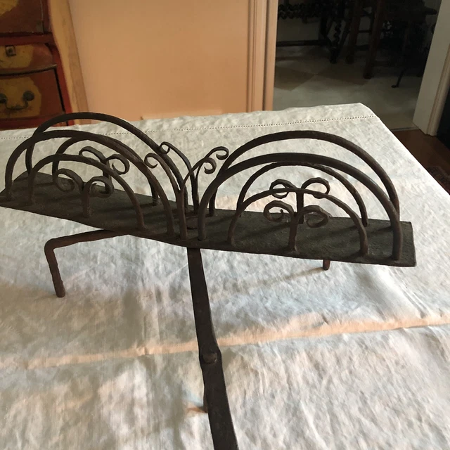 18th Century American Colonial Hand Forged Wrought Iron Rotary Bread Toaster 3