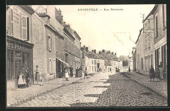 CPA Angerville, Rue Nationale