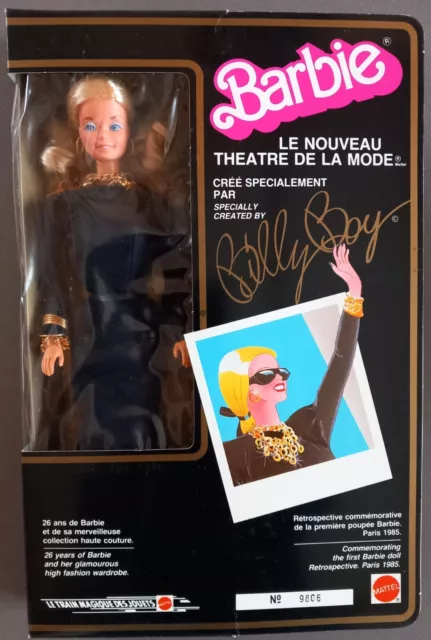 Poupée Barbie "Le nouveau théâtre de la Mode" par Mattel Neuve en boite