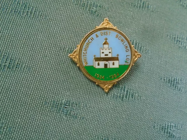 1984 Jubilee Whitchuch & Dist Bowling League Hampshire - Metal Bowls Pin Badge