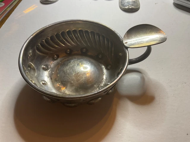 Ancien Tastevin en argent massif poinçon Minerve sur Gens de Confiance Ancien Tastevin en argent massif poinçon Minerve sur Gens de Confiance