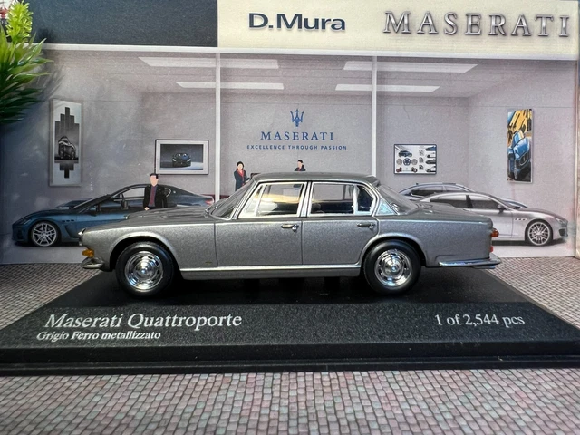 Miniature Minichamps Maserati Quattroporte – 1/43 – Bleu – 1967