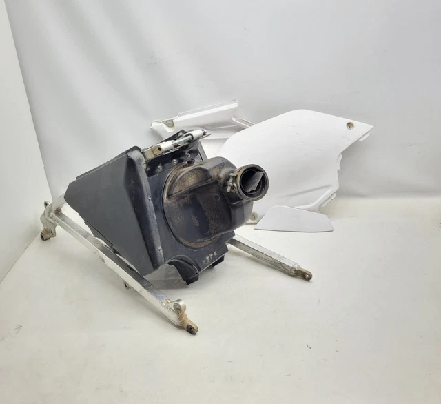03-05 Yamaha Yz450F Yz250F Yz450 250F Oem Subframe  W/ Air Box & Side Plastics