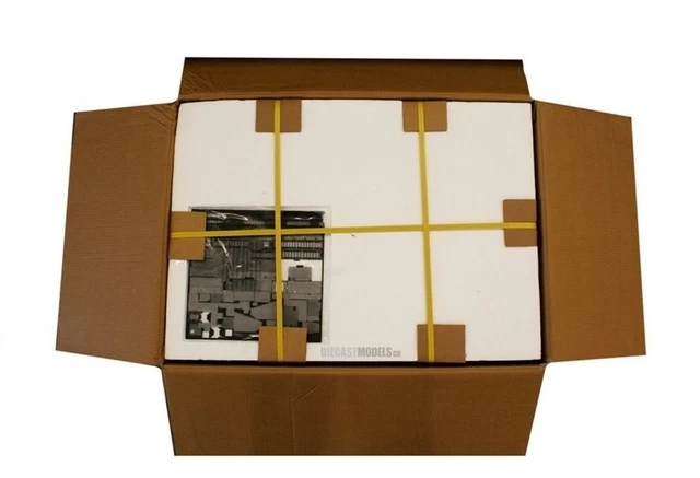 P&H 4100XPC Mining Shovel - Unassembled Kit - 1/50 - TWH #063-01371 3