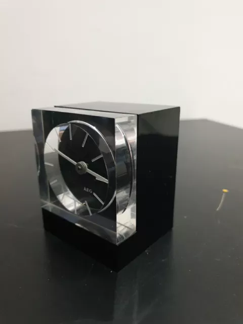 Orologio Da Tavolo AEG Plexiglass E Plastica Anni 60 Space Age Vintage