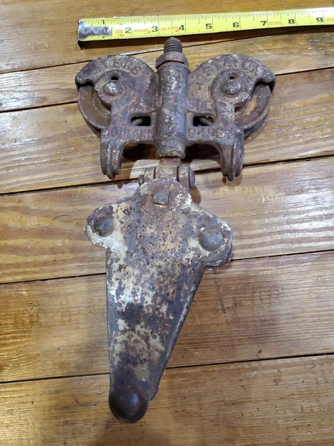 Antique Barn Door Roller Hanger