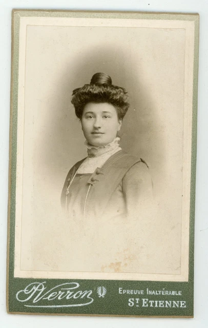 CDV PHOTO - Young woman fashion fashion hairstyle by Verron Saint-Étienne