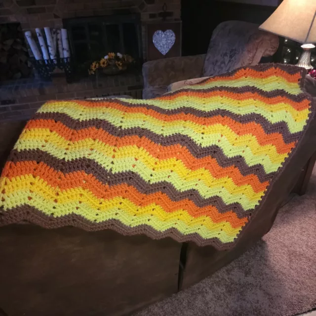 "De colección amarillo naranja marrón oro afgano 57"" × 57"