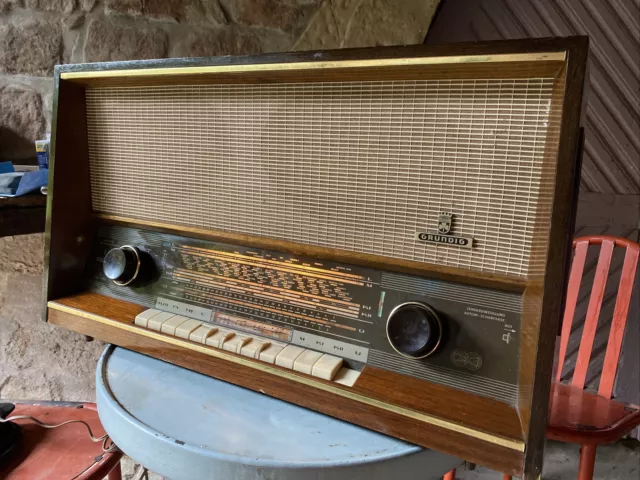 Rare poste radio TSF Grundig modèle 5590 Stereo Konzertgerät Radio de 1964 Sup