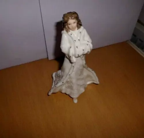 Royal Doulton 'Christmas Day' : Fine Bone China Figure From 1993