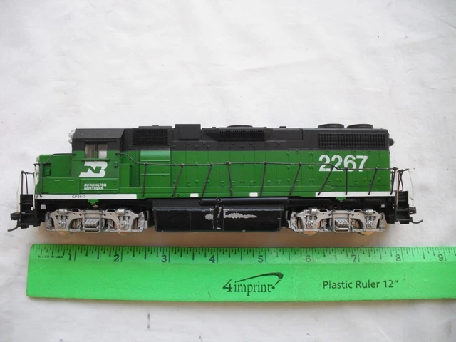 Atlas Athearn GP38-2, Burlington Northern BN 2267, Locomotive Engine, HO Scale